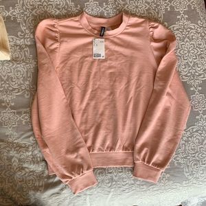 NWT H&M sweatshirt Size M